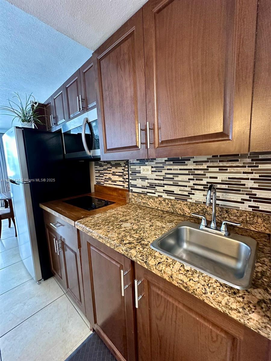 19201 Collins Ave 108