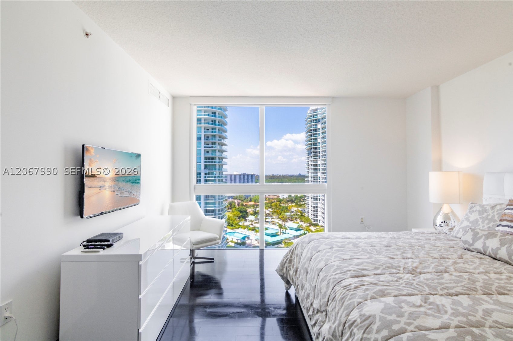 150 Sunny Isles Blvd 1-1604, Sunny Isles Beach, FL, 33160 2 150 Sunny Isles Blvd 1-1604