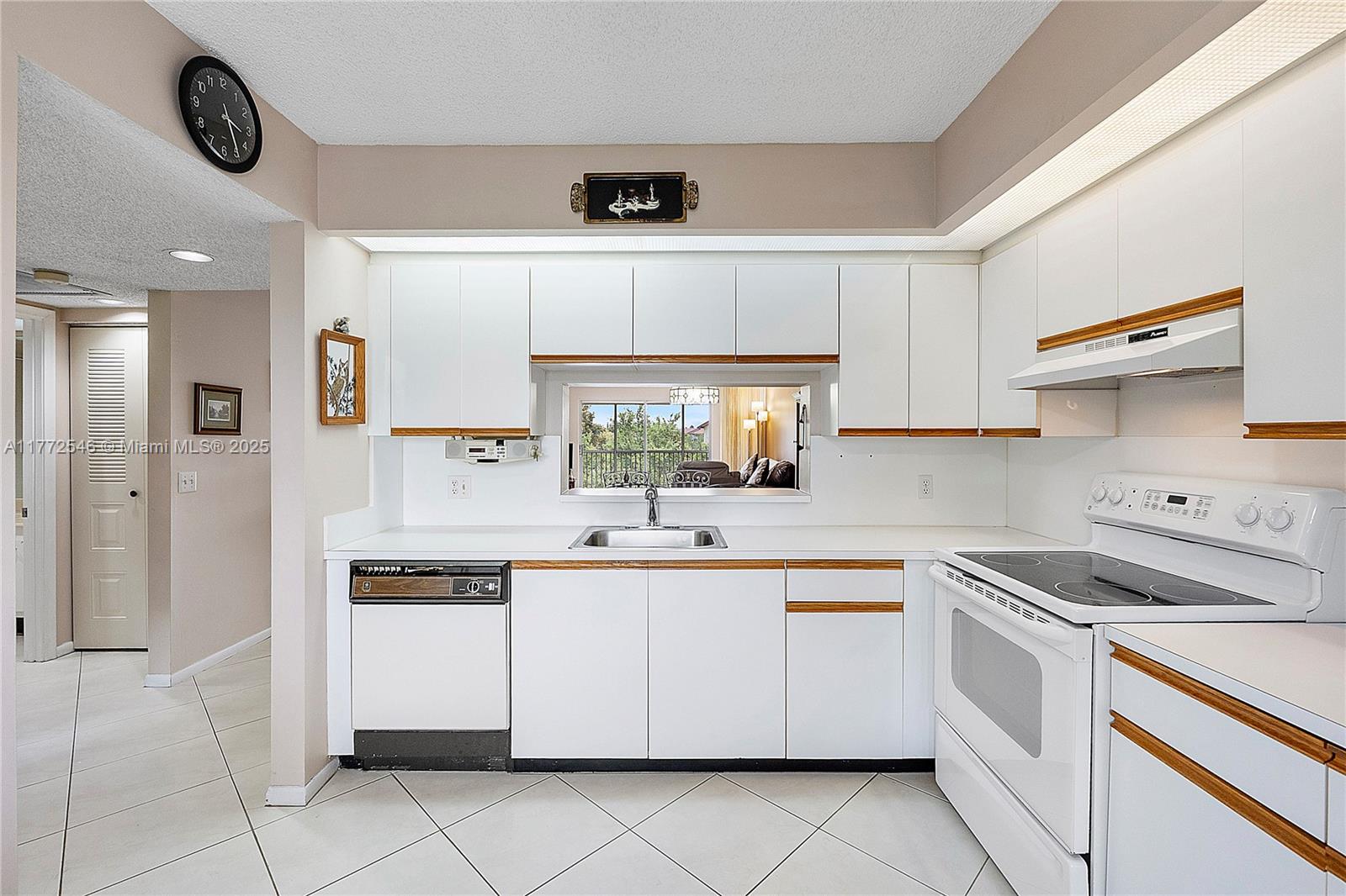 BUCKINGHAM AT CENTURY VIL - Residential