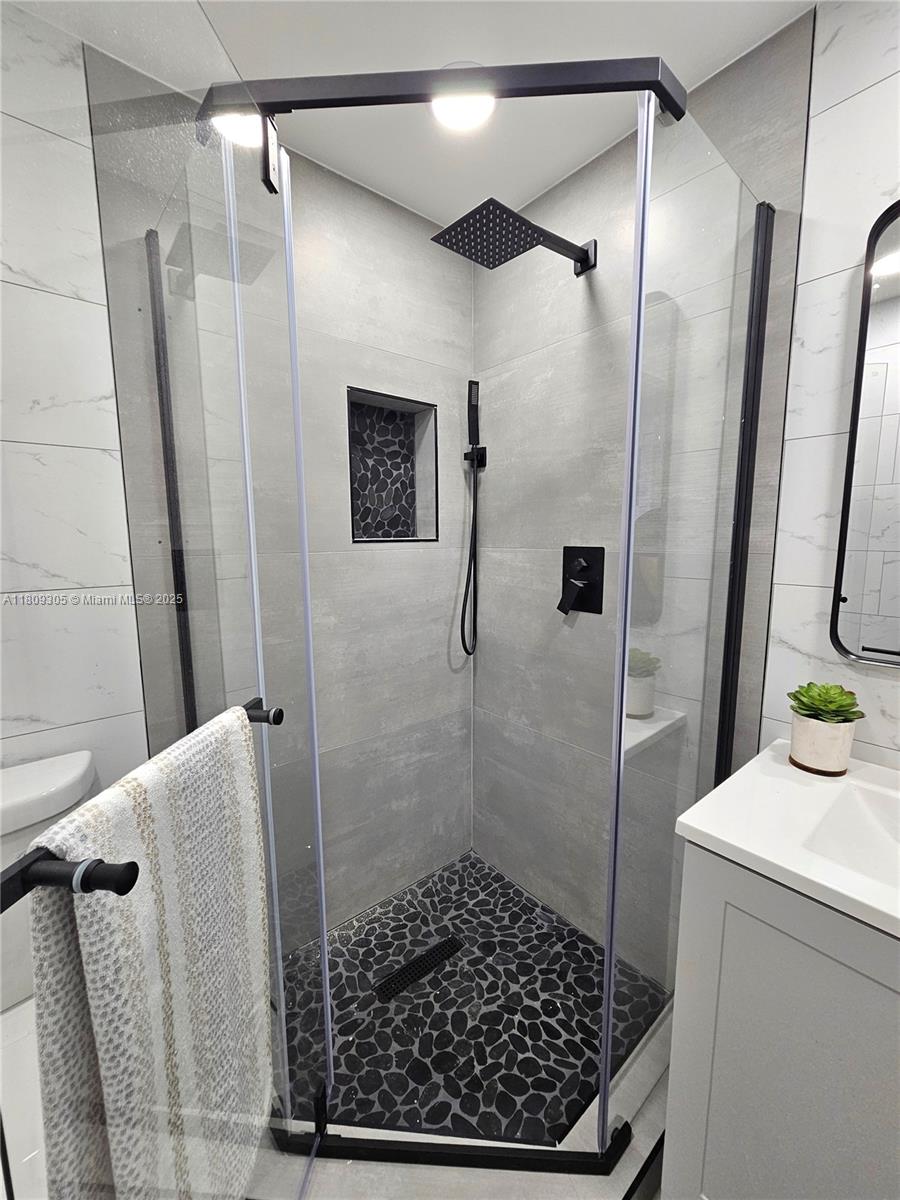 PARK SOUTH SEVEN INC COND - Residential