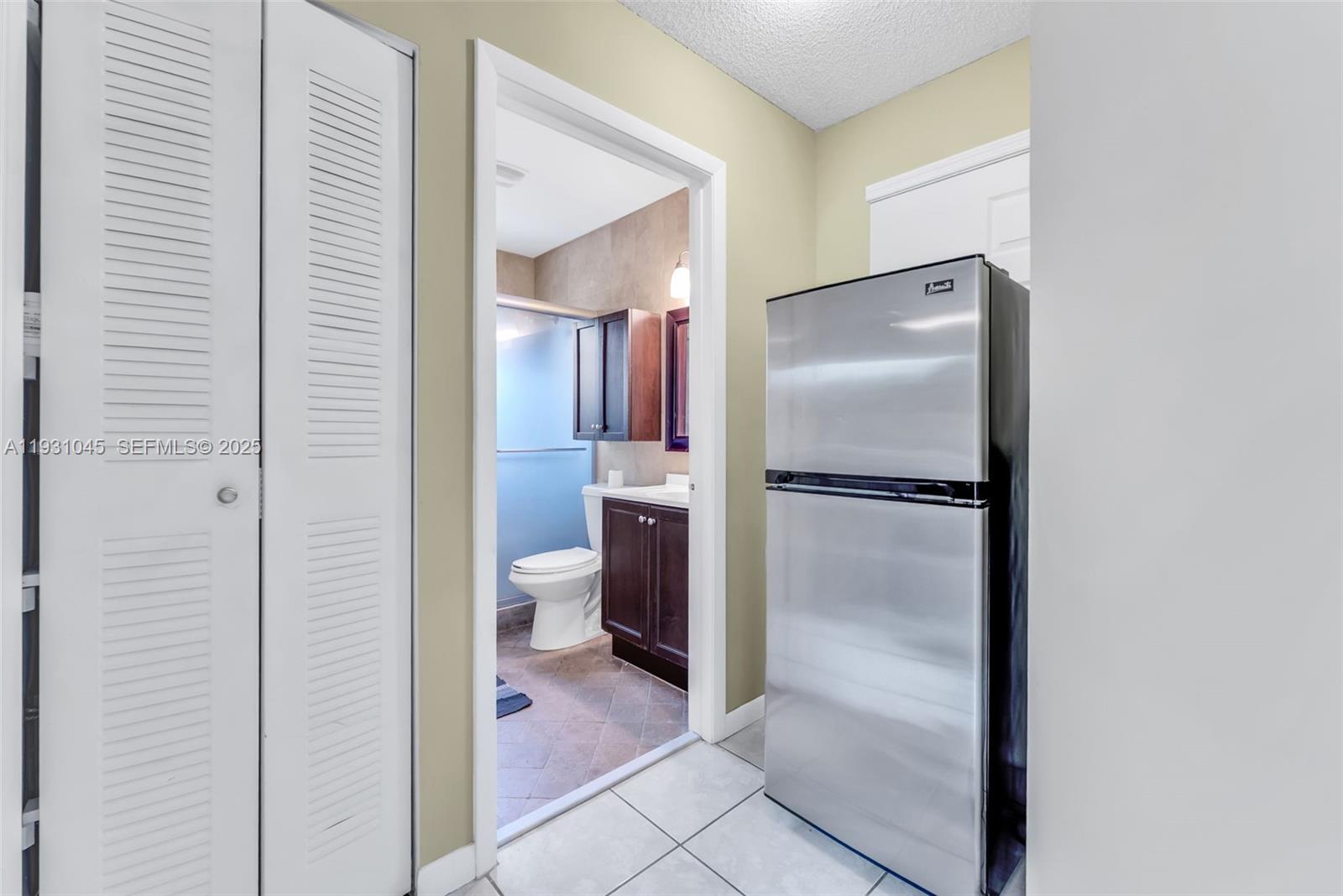 GREENWOOD VILLAS - Residential