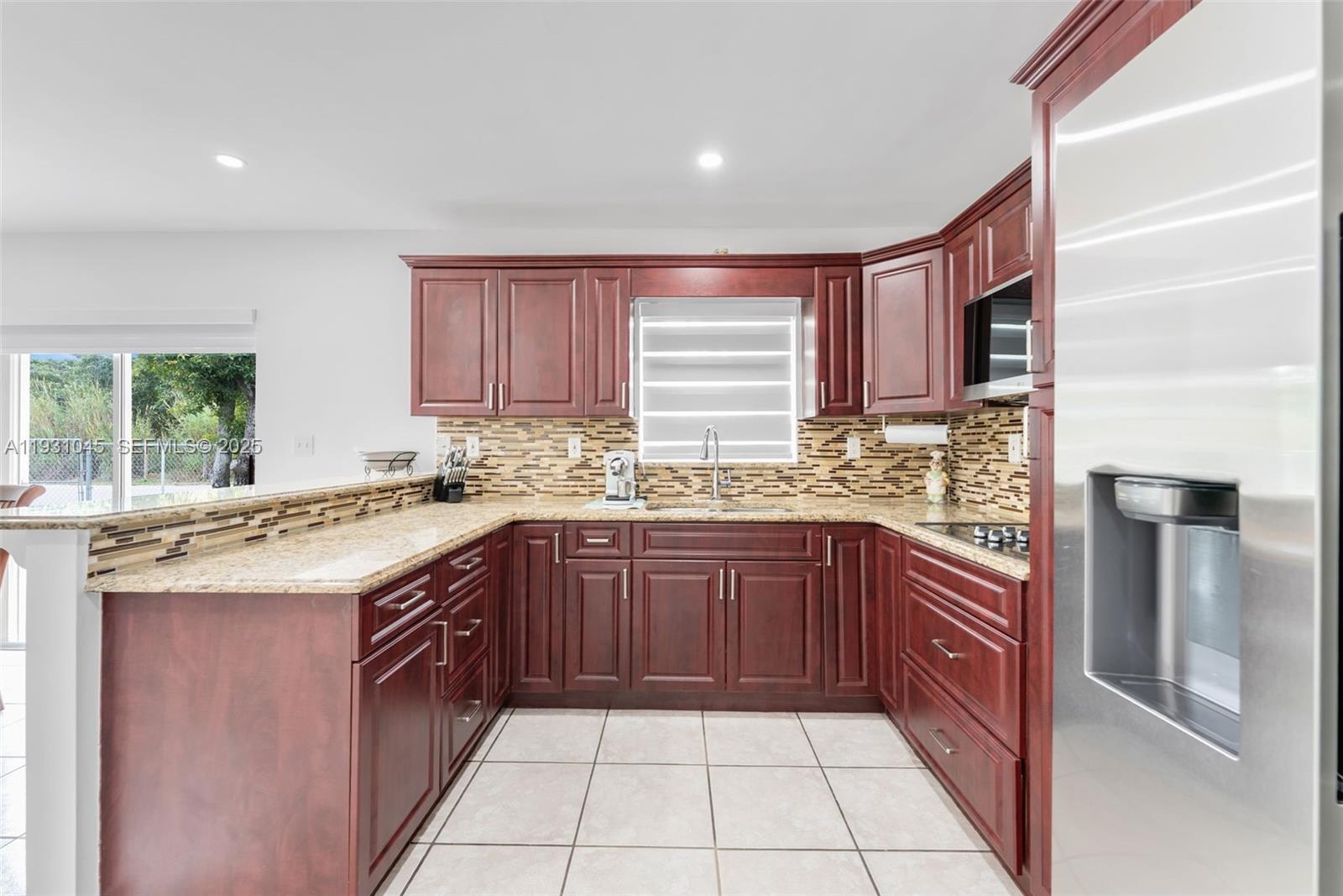 GREENWOOD VILLAS - Residential