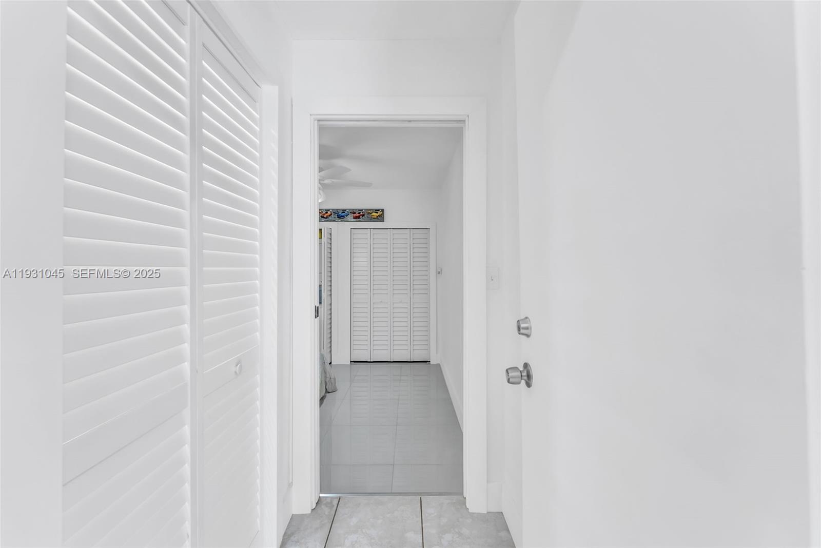 GREENWOOD VILLAS - Residential