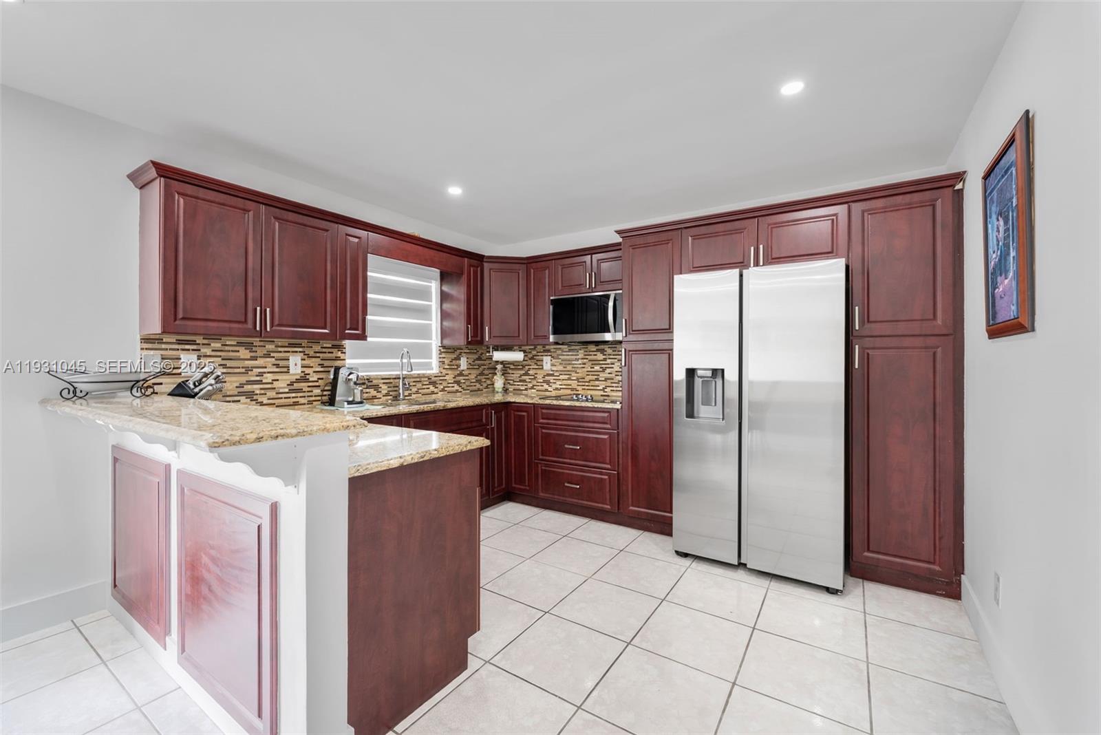 GREENWOOD VILLAS - Residential