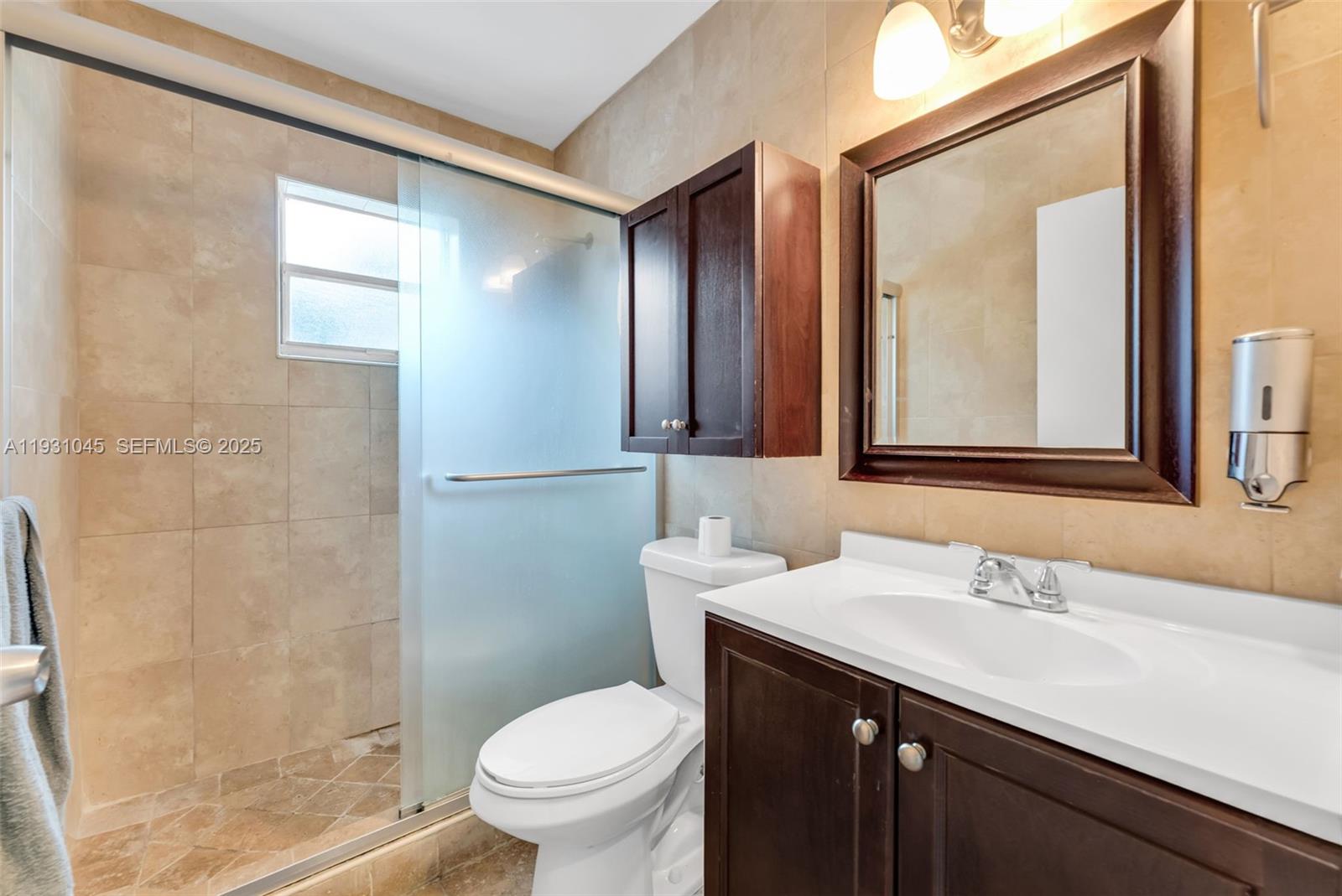 GREENWOOD VILLAS - Residential