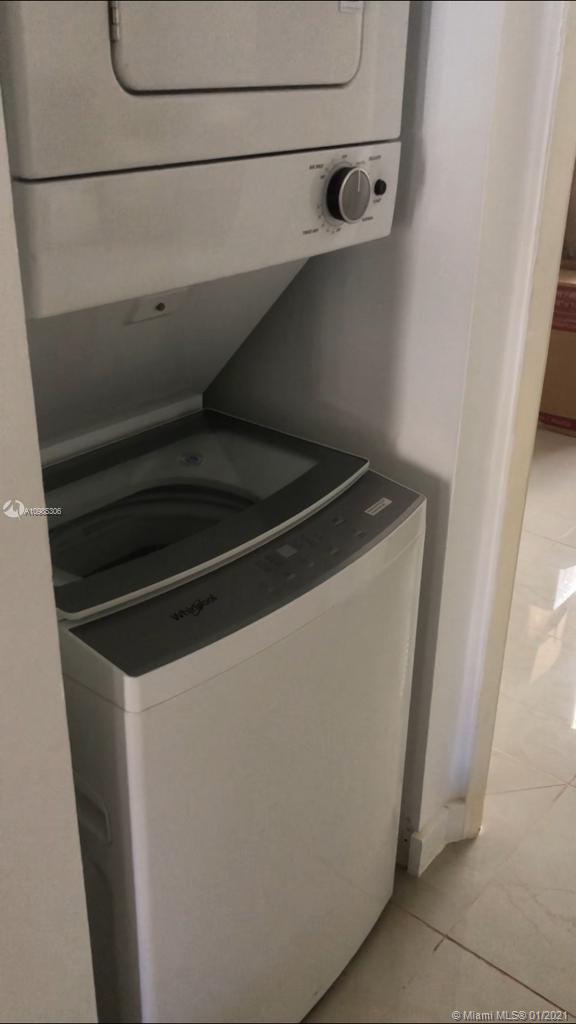 VILLA REAL CONDO NO 2 - Residential Lease