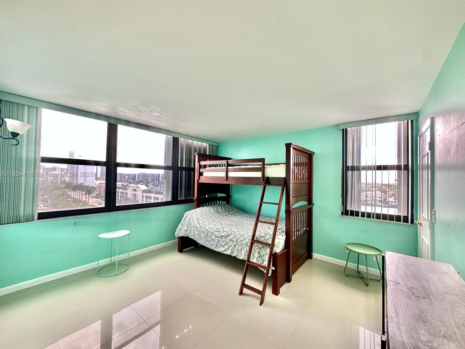 BRITANNIA AT QUADOMAIN CO - Residential Lease