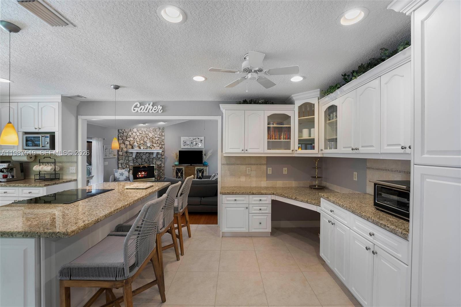 PINEWOOD GROVE OF WELLING - Residential