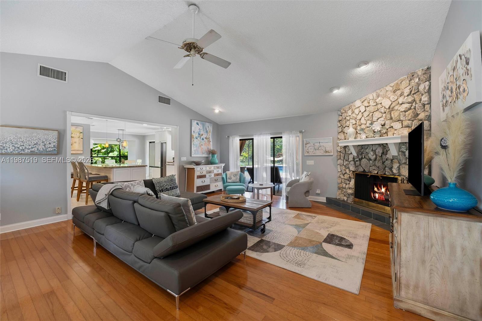 PINEWOOD GROVE OF WELLING - Residential