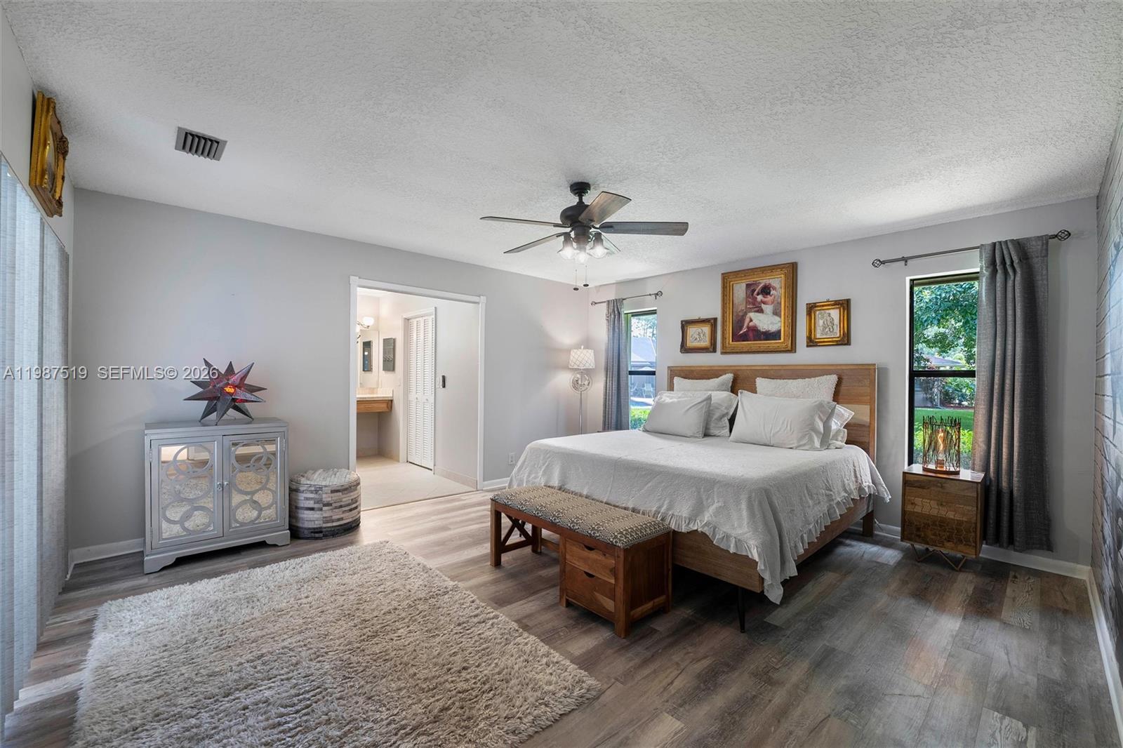 PINEWOOD GROVE OF WELLING - Residential