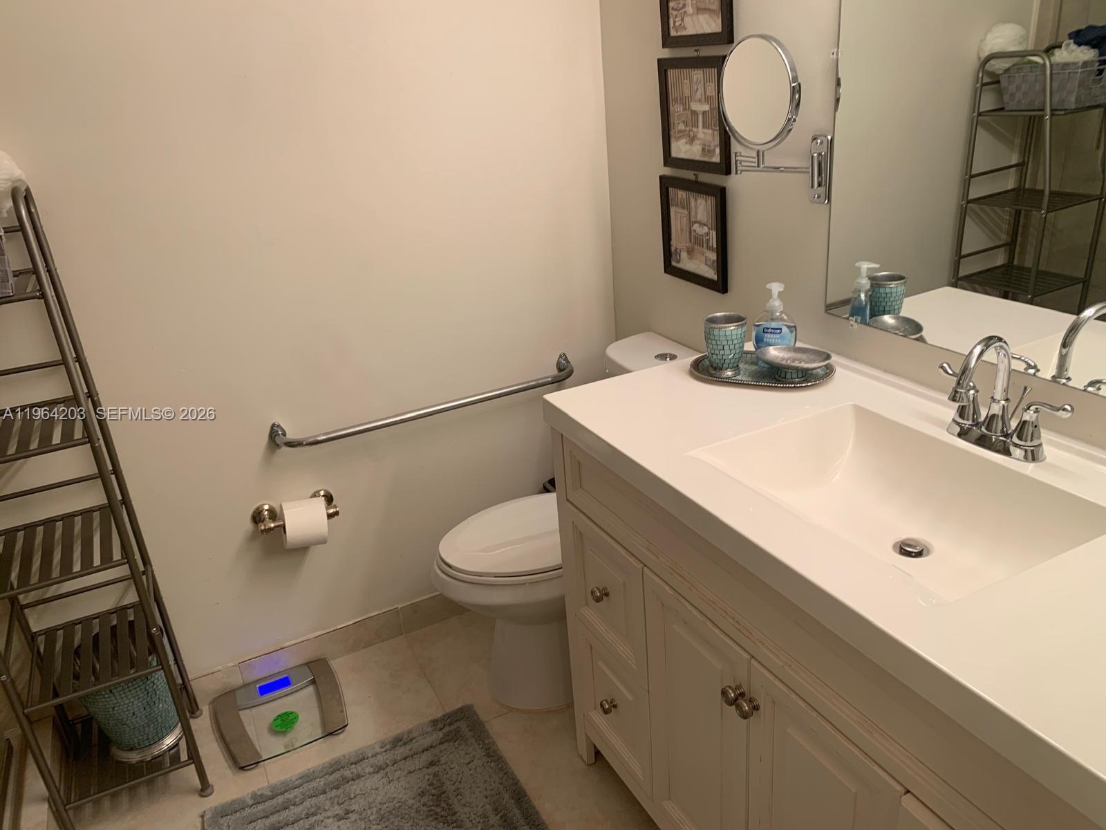 COSTA DEL SOL CONDO O - Residential