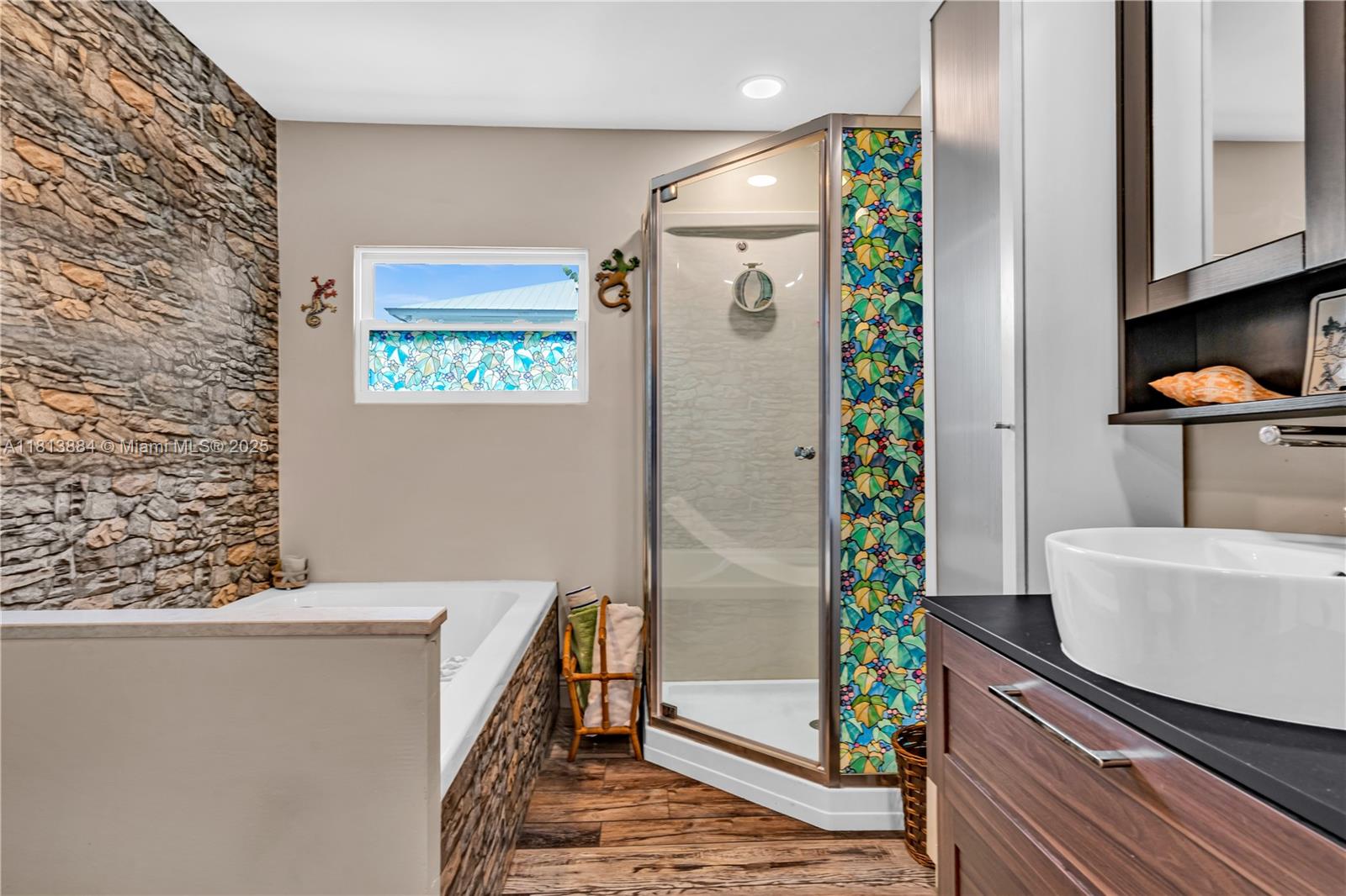 KEY LARGO TRAILER VILLAGE - Residential Lease