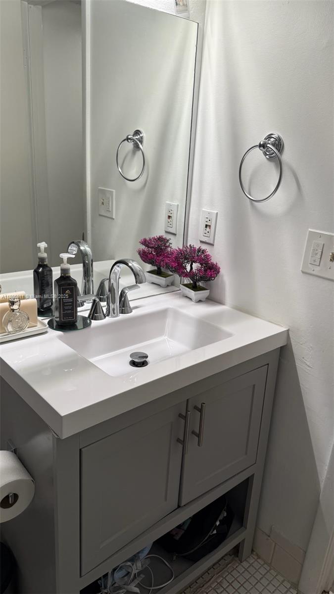 RIVER REACH CONDOMINIUM I - Residential