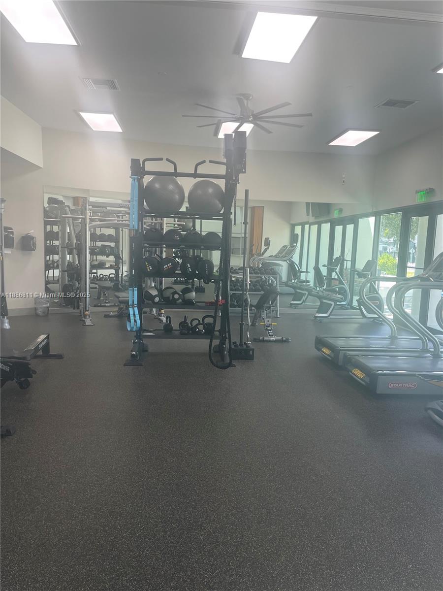 RIVER REACH CONDOMINIUM I - Residential