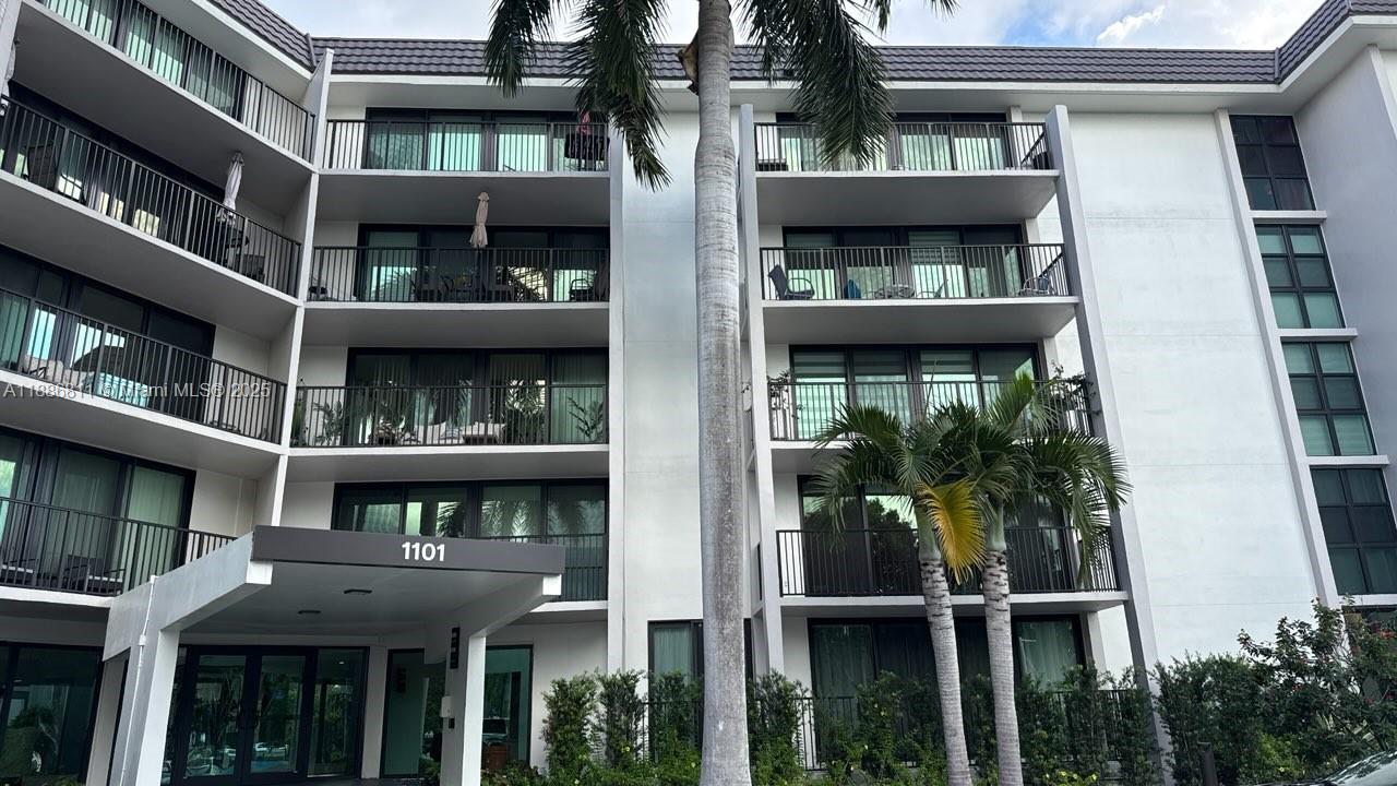 RIVER REACH CONDOMINIUM I - Residential