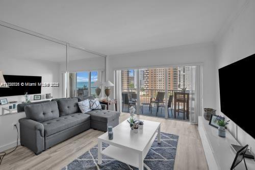 HEMISPHERES CONDO - Residential Lease