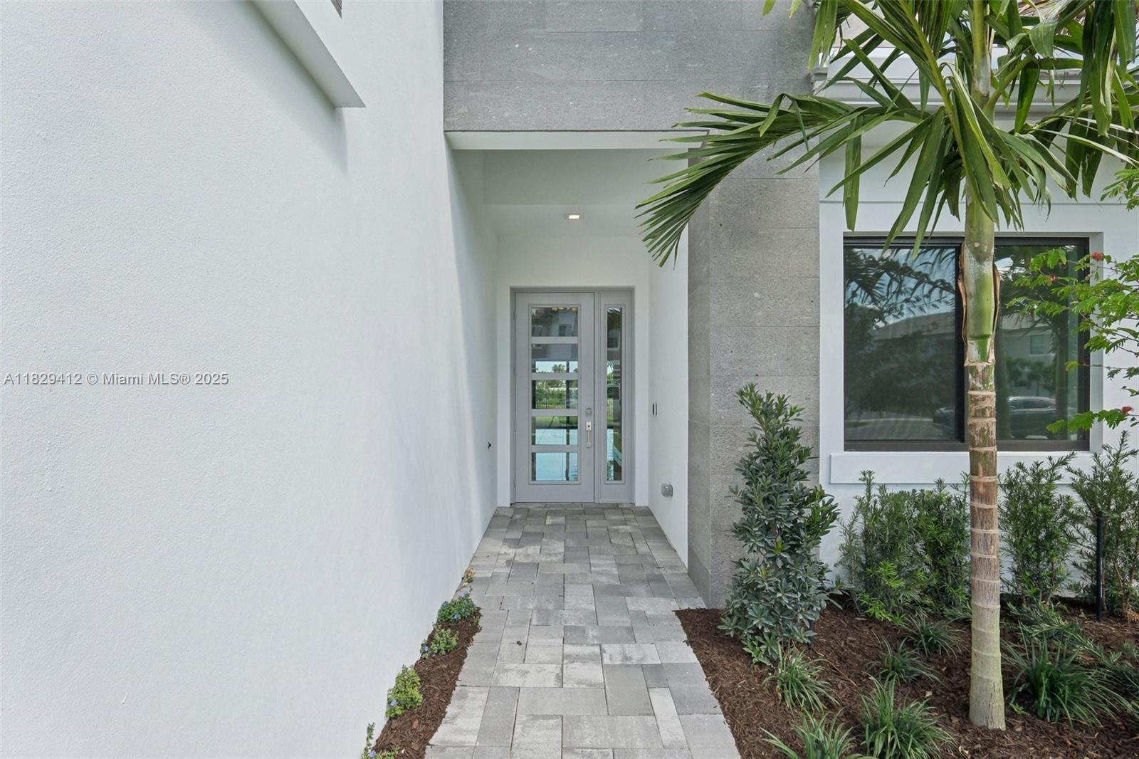 13075 Feathering Way