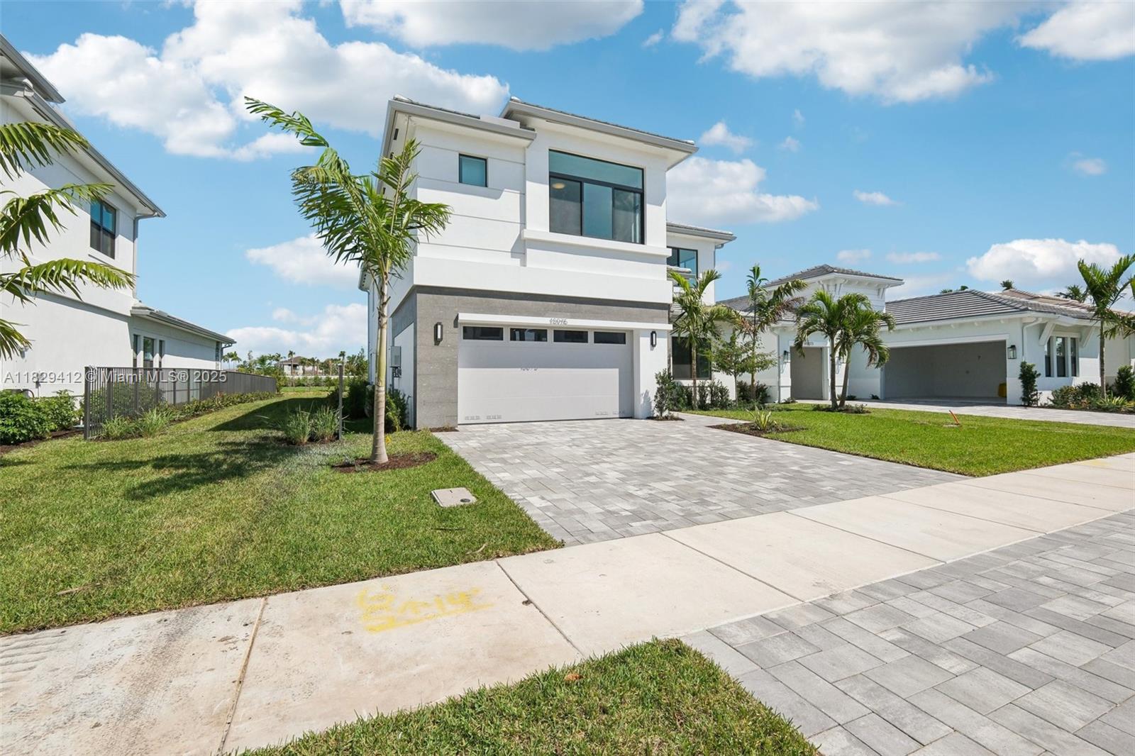 13075 Feathering Way