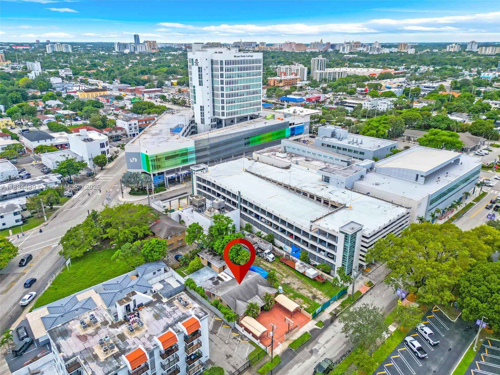 BEACON MANOR - Residential