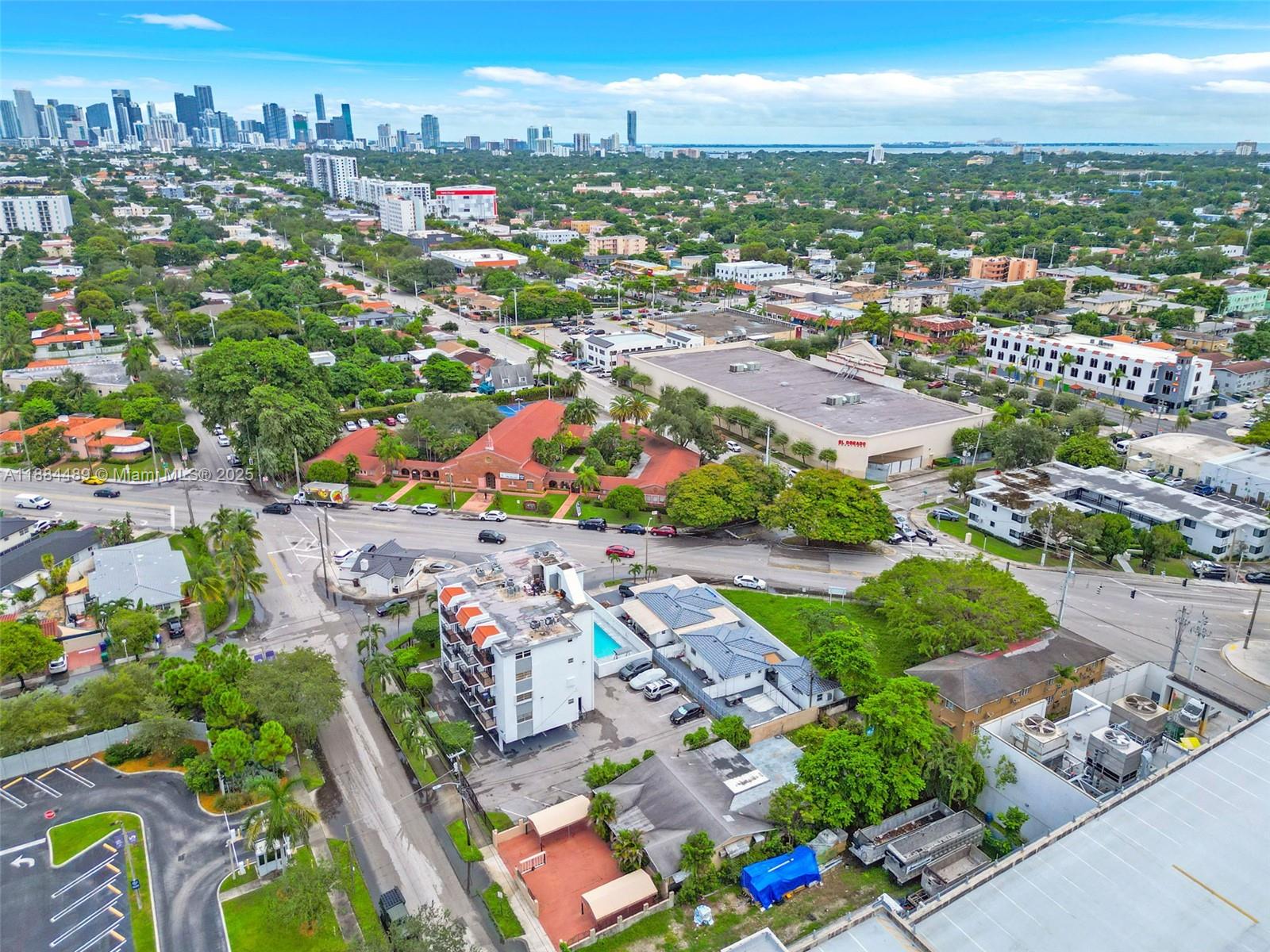 BEACON MANOR - Residential