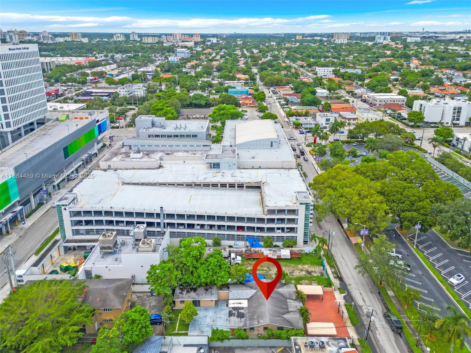 BEACON MANOR - Residential