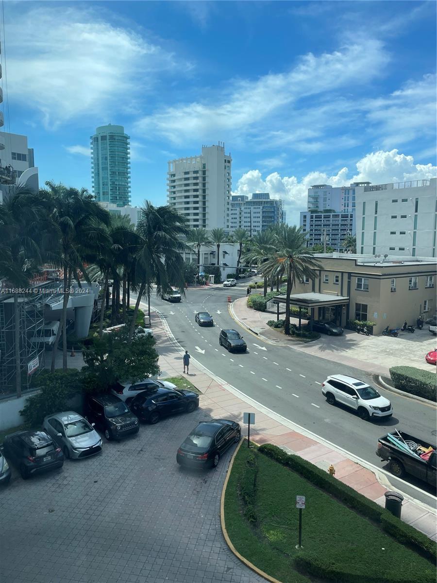 THE CASABLANCA CONDO - Residential