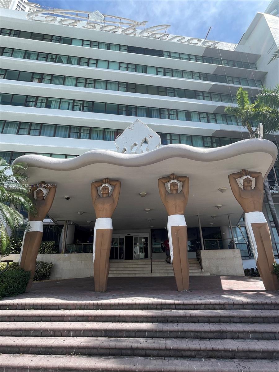 Amazing unit!! Great for investors or vacation home. Walk-in closet in unit. Easy to rent. Daily, weekly, or monthly rentals are welcome. AirBnB is allowed! The maintenance fee includes all amenities, electricity, water, cable TV, internet/wifi, 24-hour security, and beach access. There is a laundry room on each floor. It's close to everything. Right by the beach. Call for any questions!