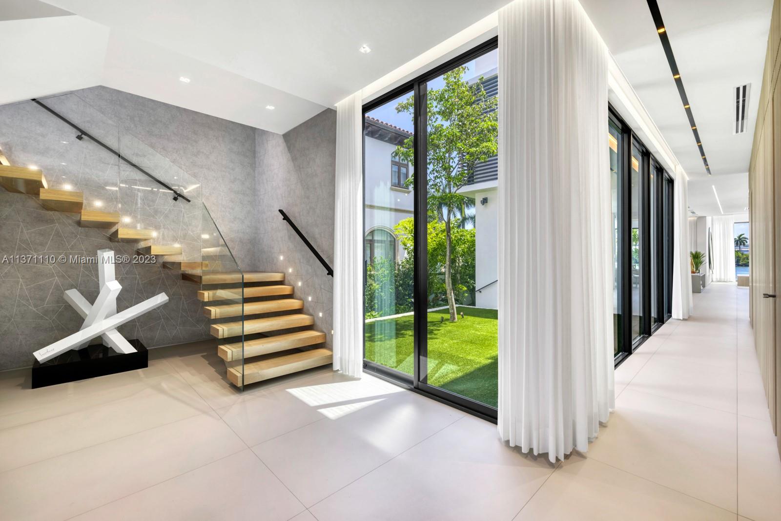 PALM ISLAND - Residential