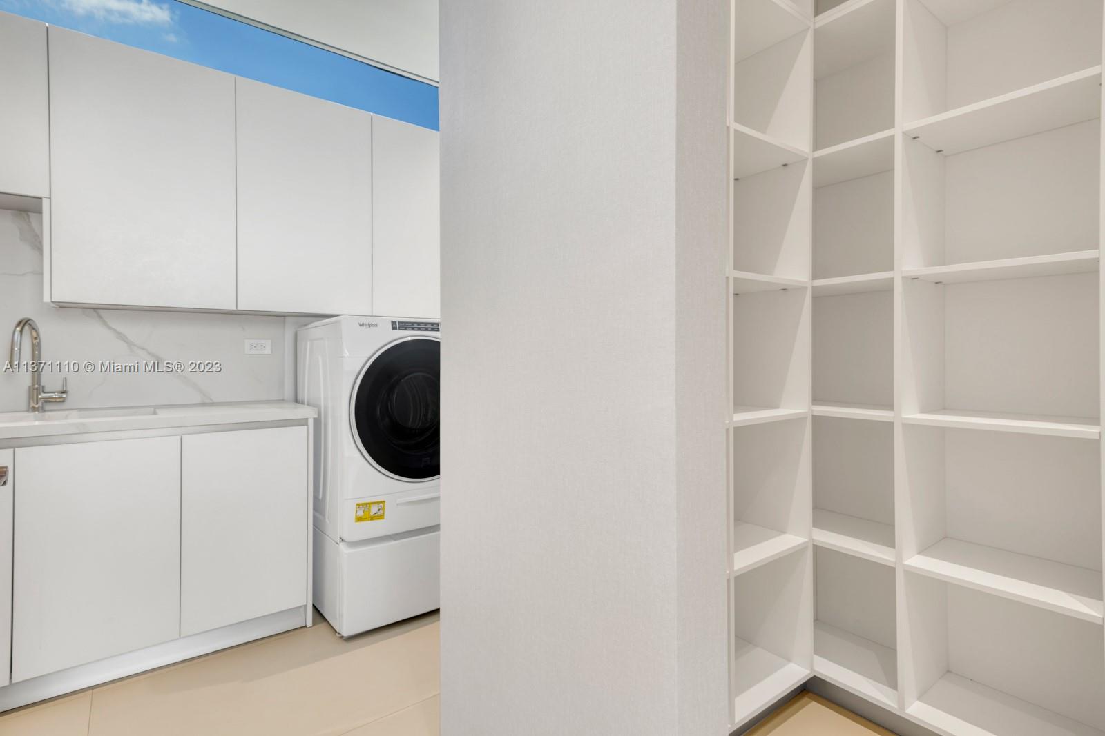 PALM ISLAND - Residential