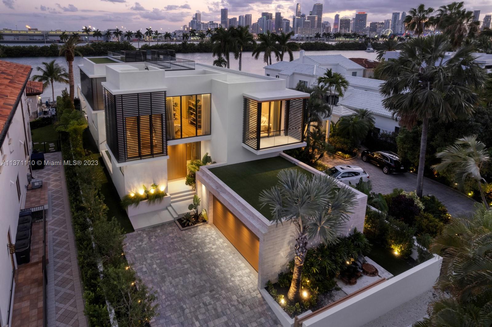 PALM ISLAND - Residential