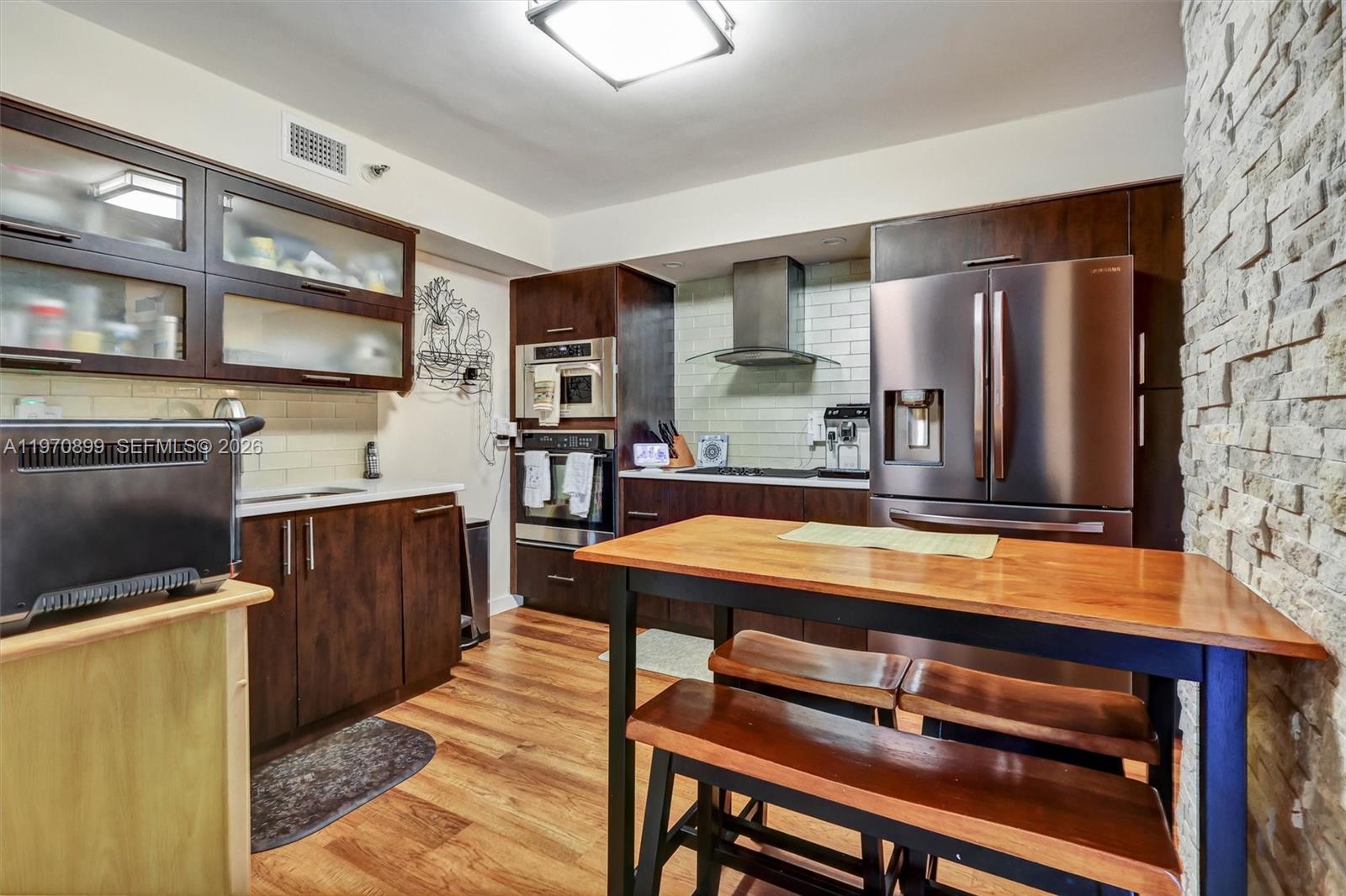 MYSTIC POINTE TOWER 400 C - Residential