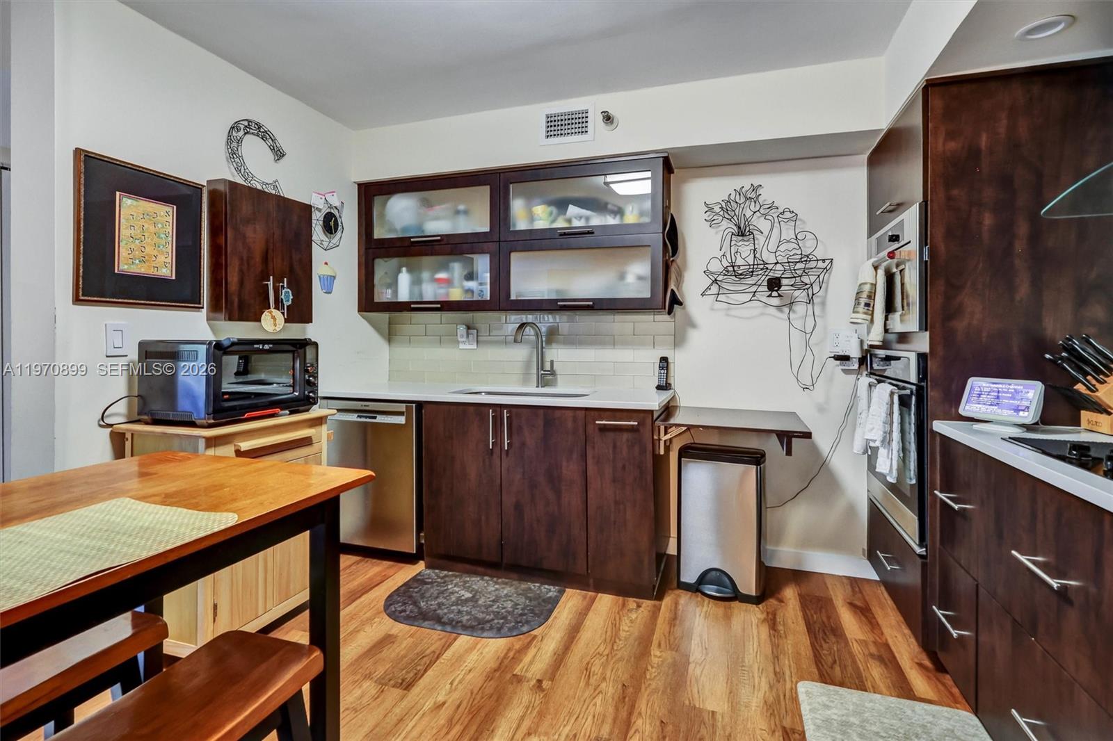 MYSTIC POINTE TOWER 400 C - Residential