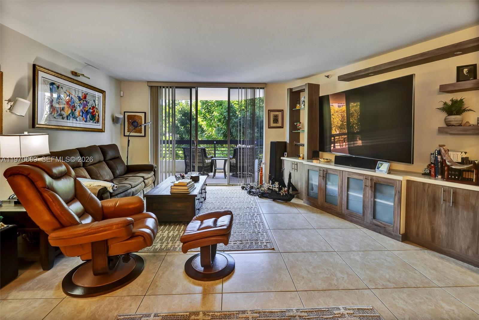 3500 Mystic Pointe Dr 302