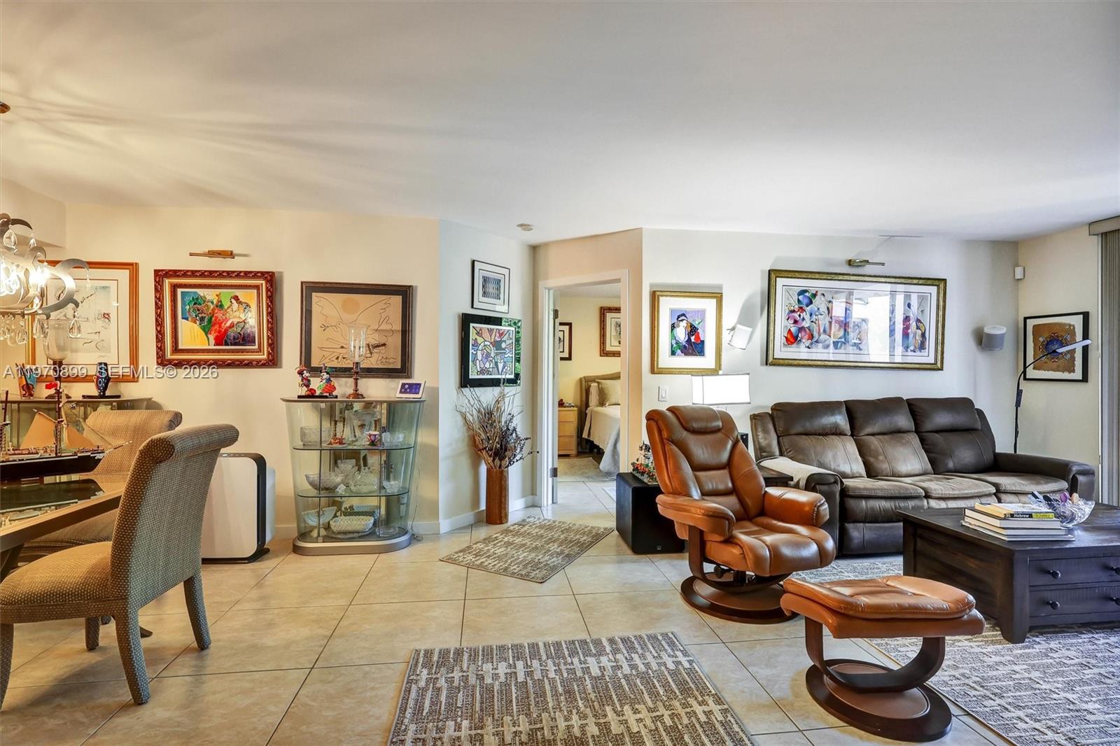 MYSTIC POINTE TOWER 400 C - Residential