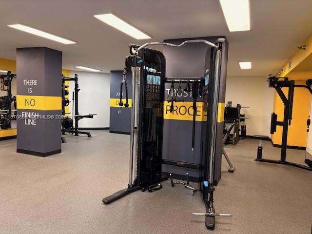 MYSTIC POINTE TOWER 400 C - Residential