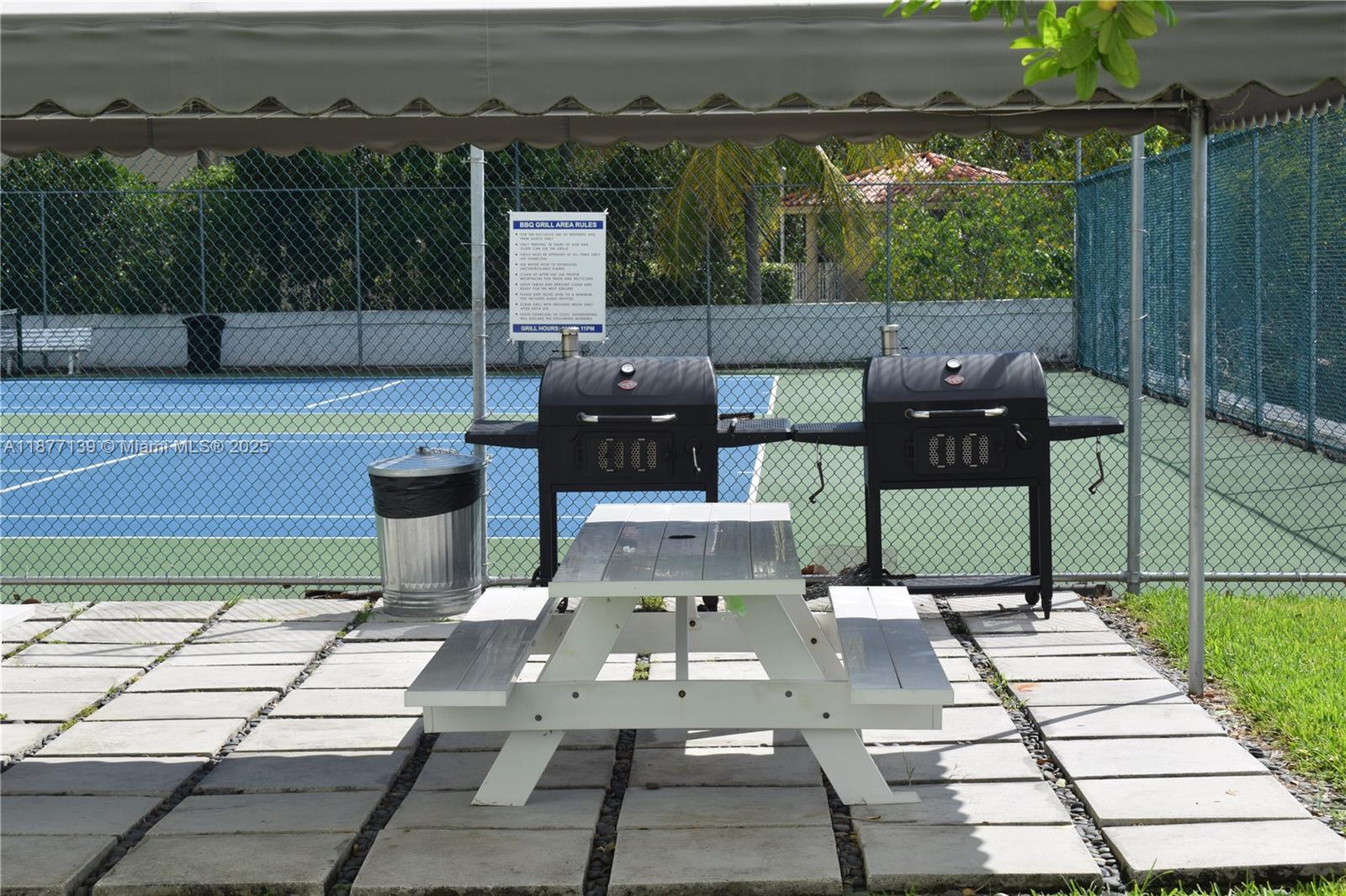 REEF WEST CONDO - Residential Lease