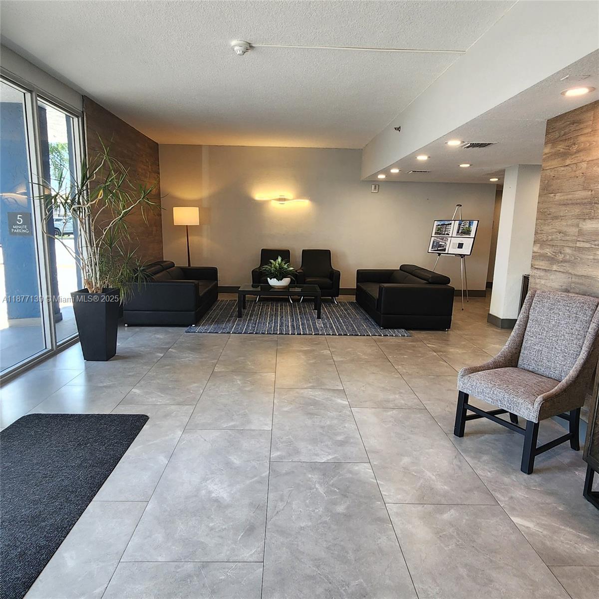 REEF WEST CONDO - Residential Lease