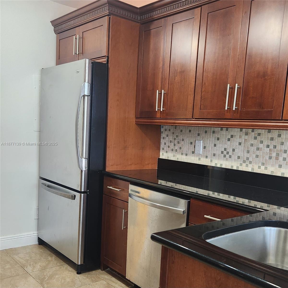 REEF WEST CONDO - Residential Lease