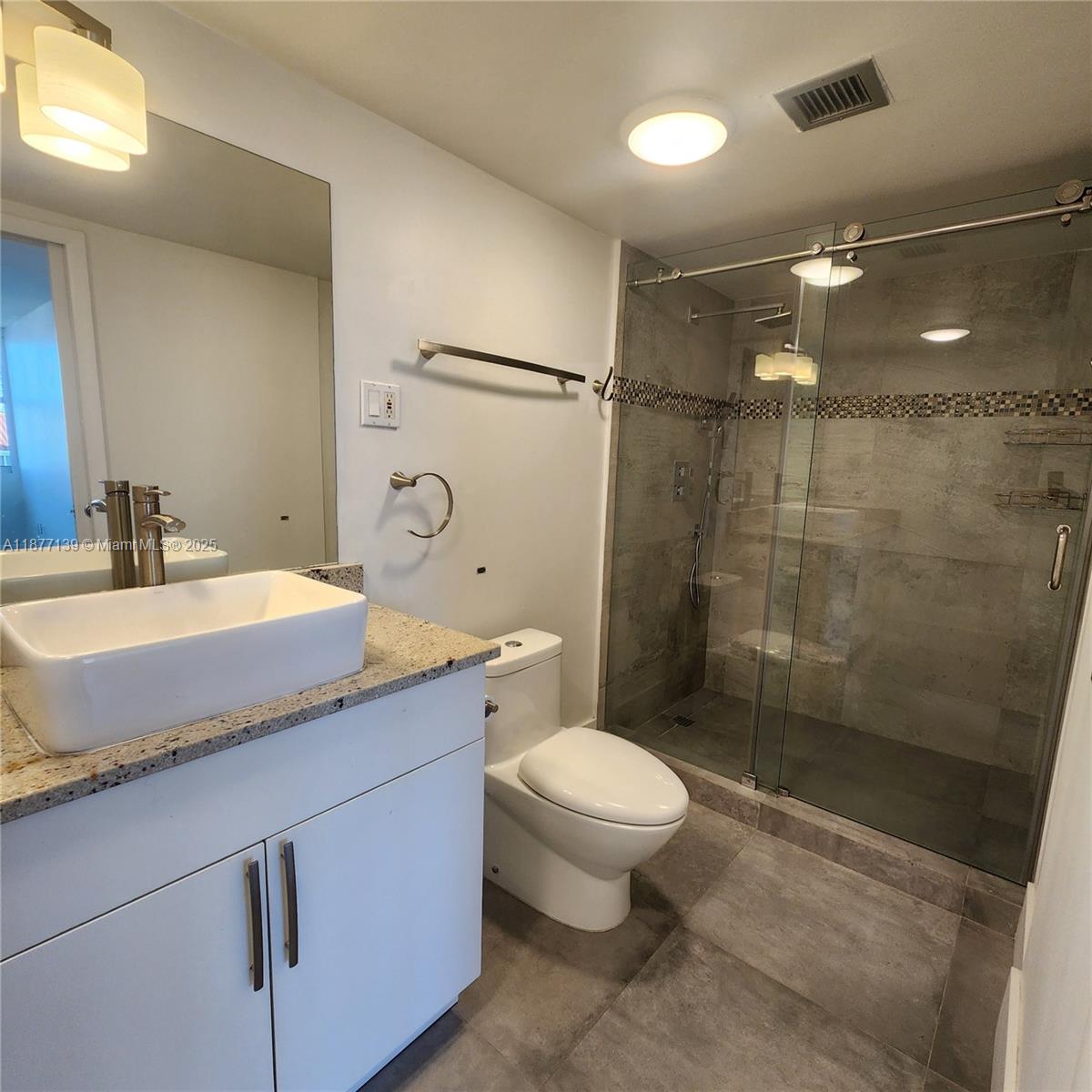 REEF WEST CONDO - Residential Lease