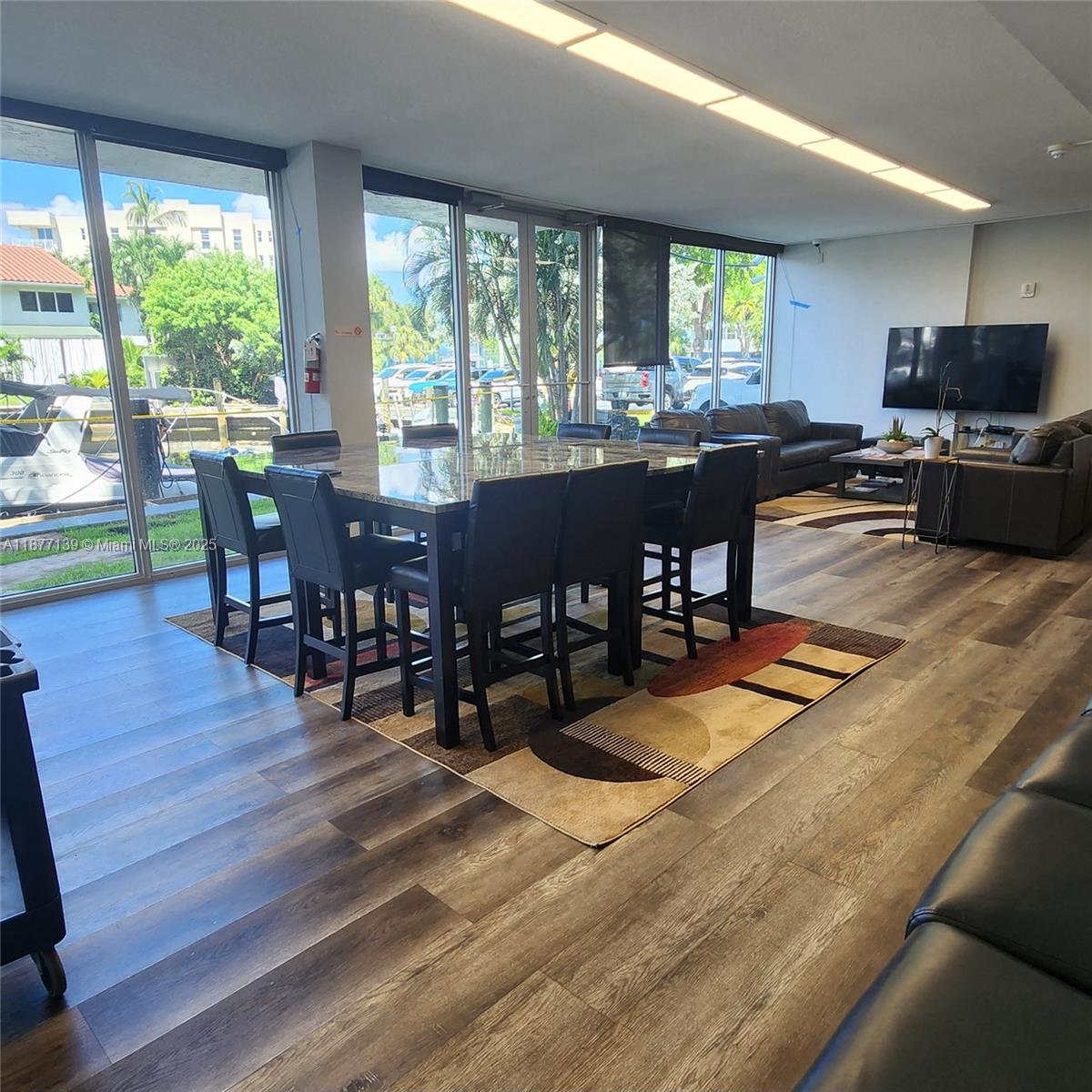 REEF WEST CONDO - Residential Lease