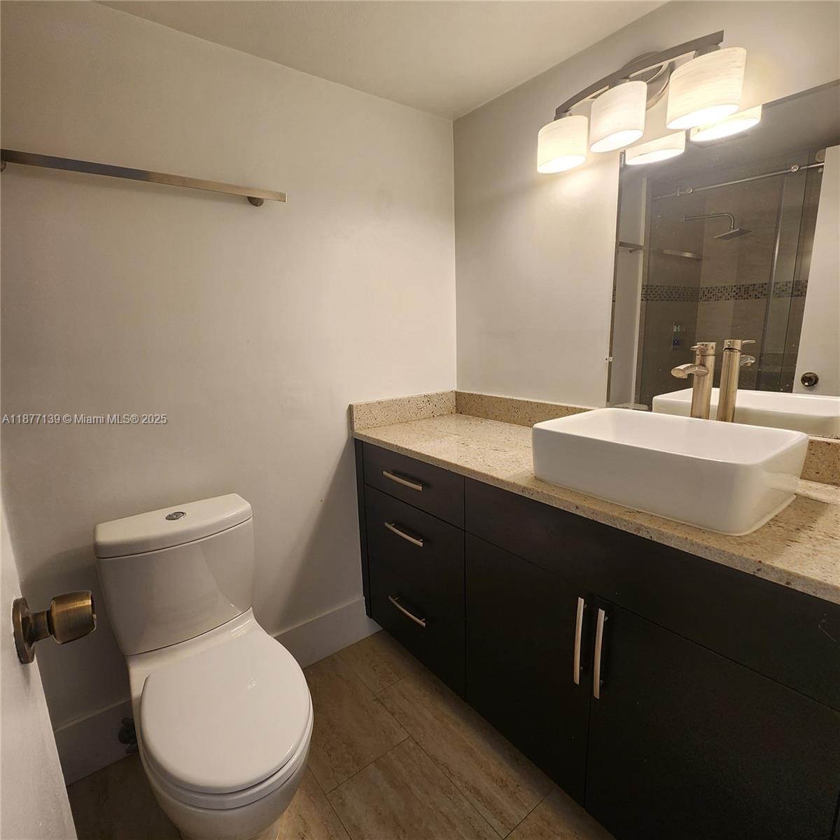 REEF WEST CONDO - Residential Lease