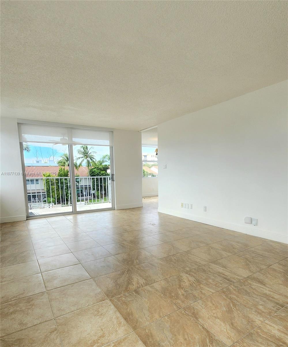REEF WEST CONDO - Residential Lease
