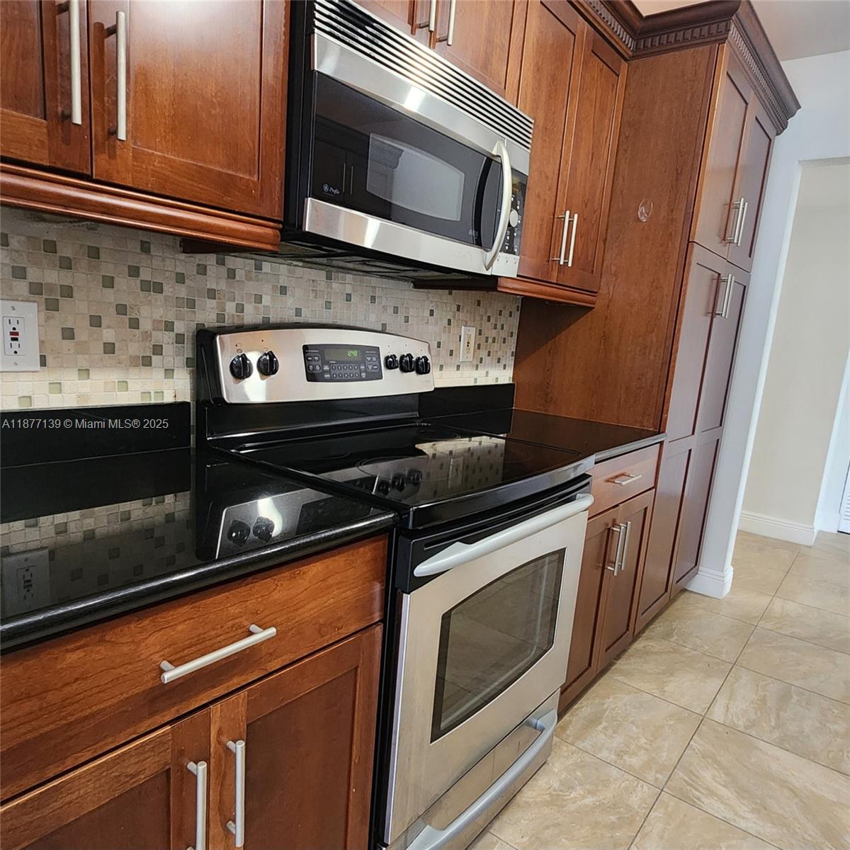 REEF WEST CONDO - Residential Lease