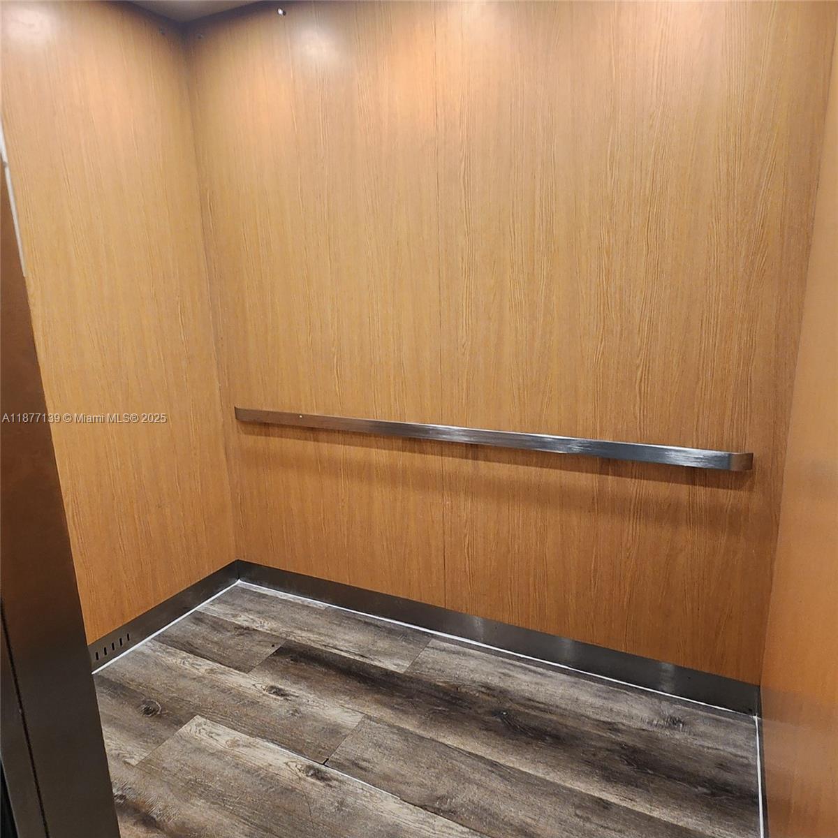 REEF WEST CONDO - Residential Lease