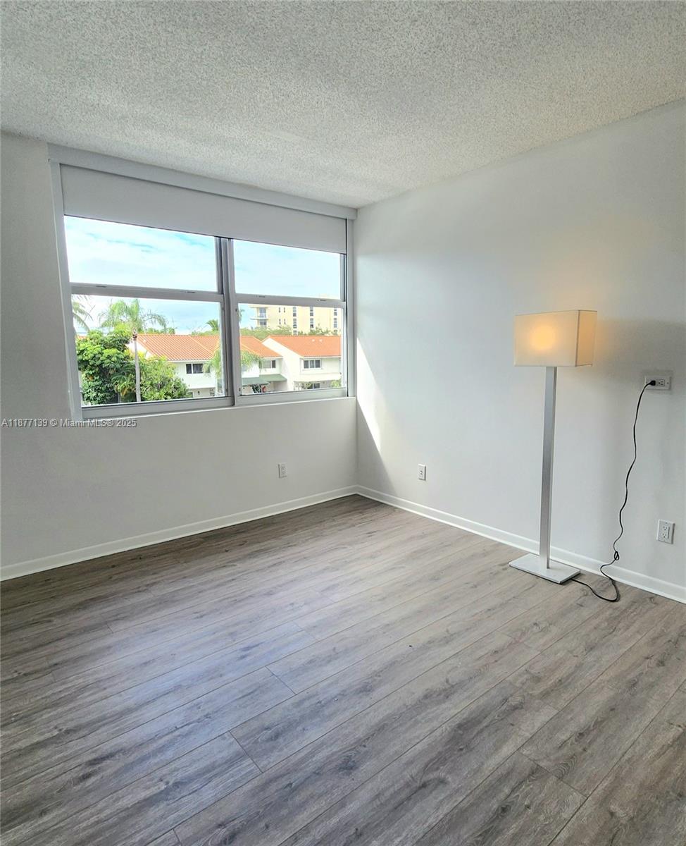 REEF WEST CONDO - Residential Lease