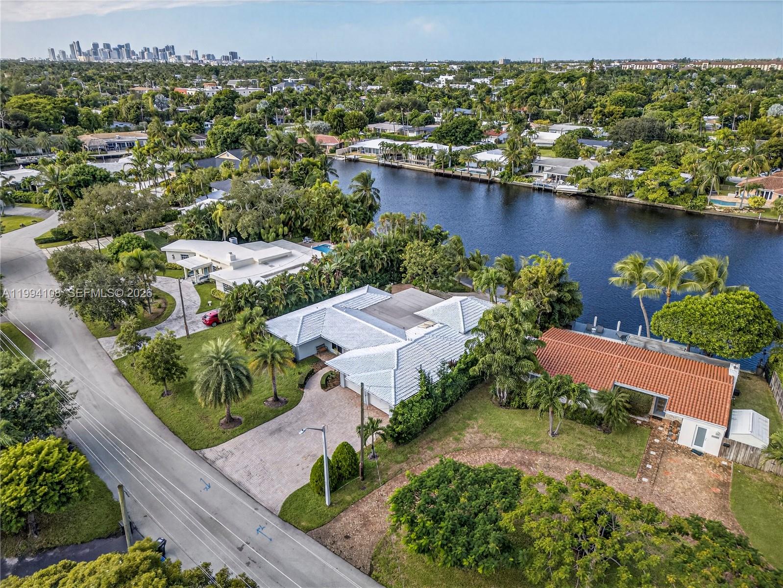 CORAL SHORES AMEND PLAT - Residential