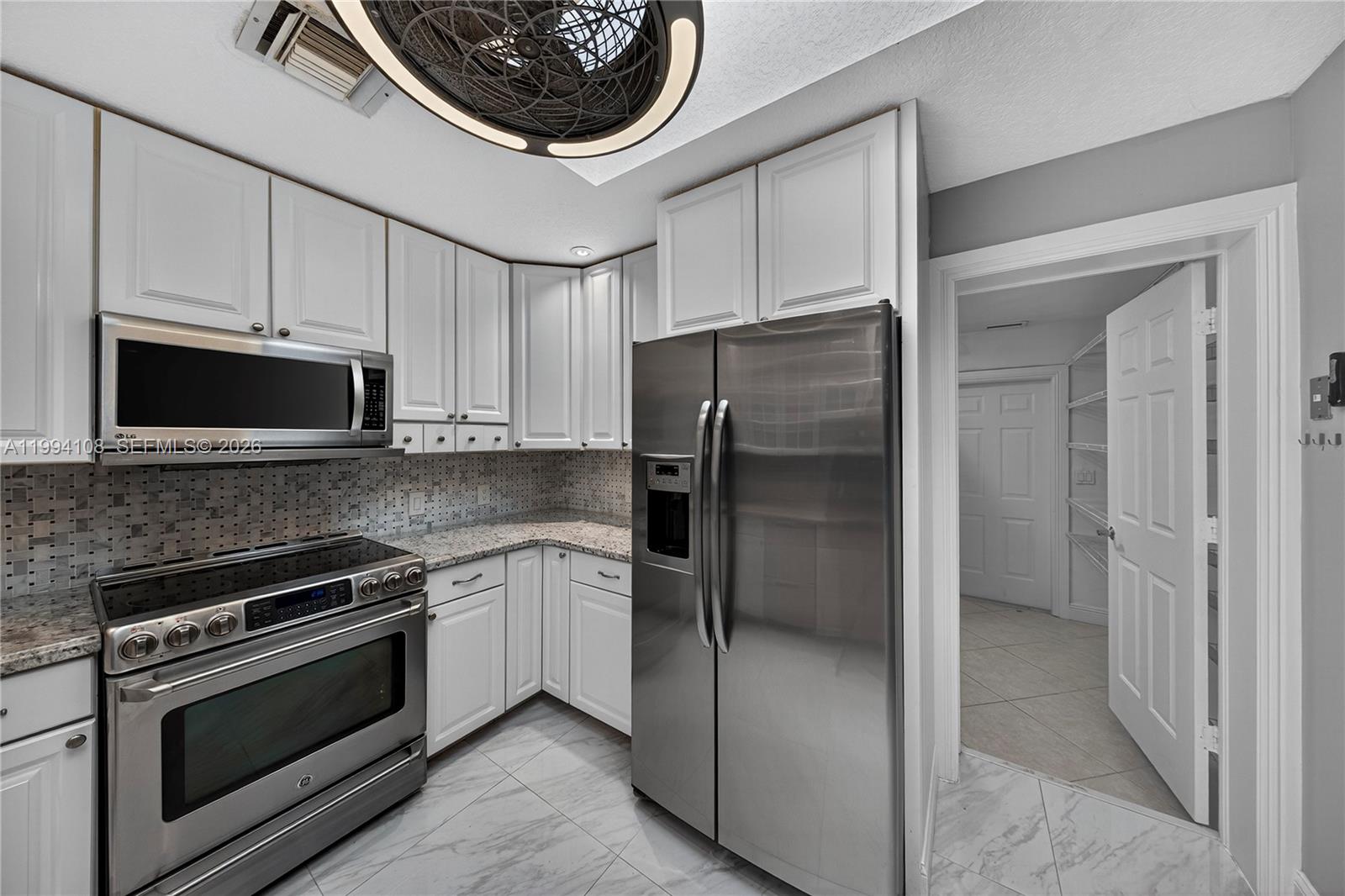 CORAL SHORES AMEND PLAT - Residential