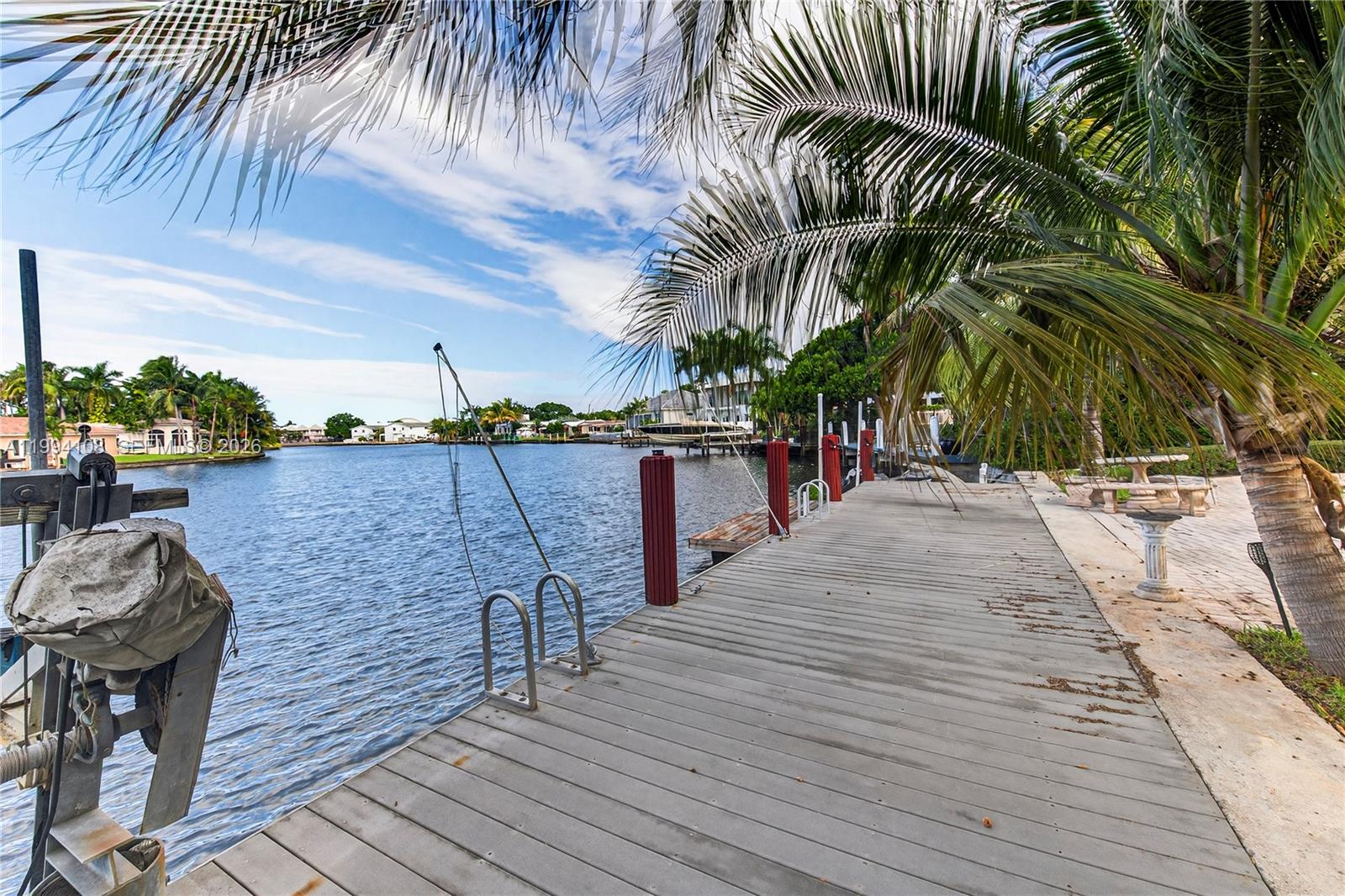 CORAL SHORES AMEND PLAT - Residential