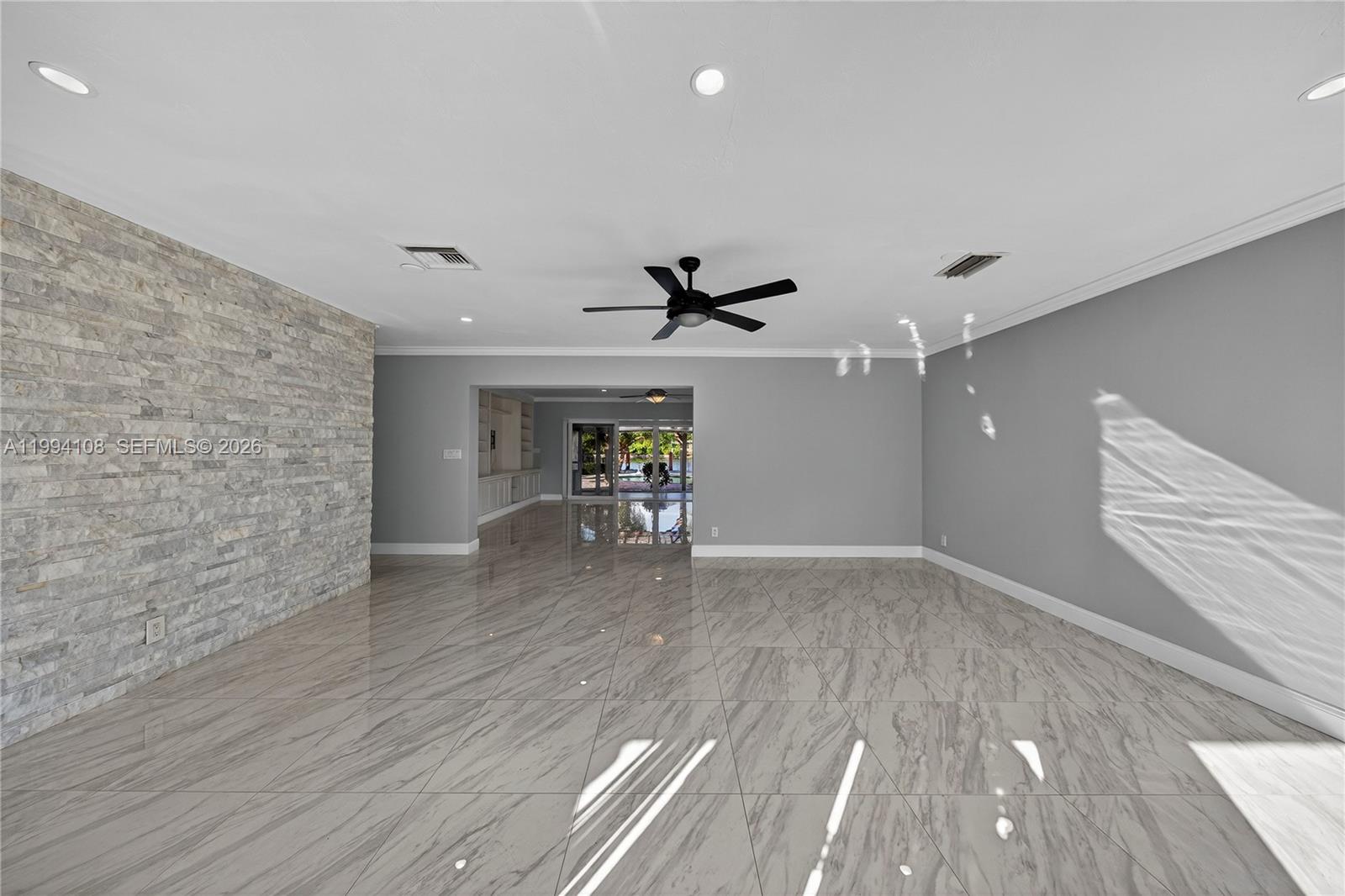 CORAL SHORES AMEND PLAT - Residential