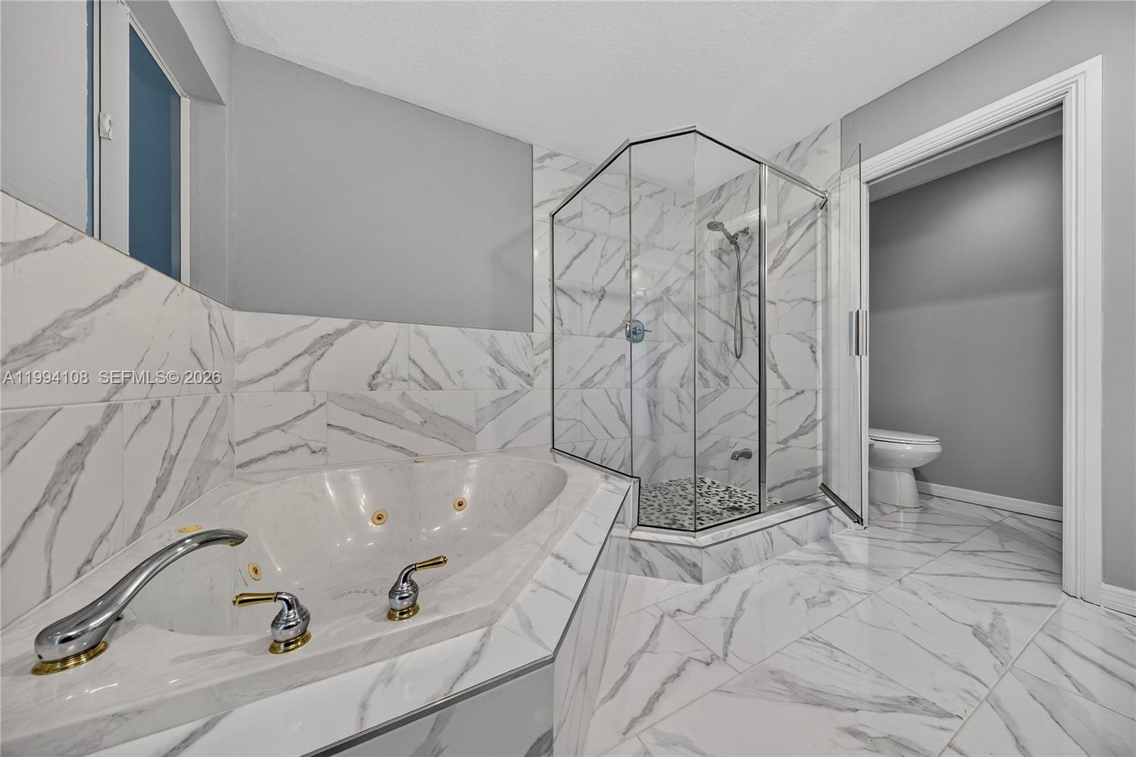 CORAL SHORES AMEND PLAT - Residential